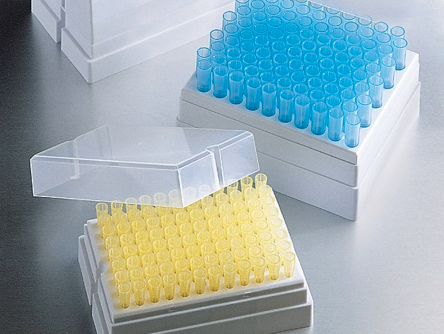 Corning 100-1000uL Universal Fit Racked Pipette Tips Blue Sterile 10 Racks/Case 1000 Tips/Case